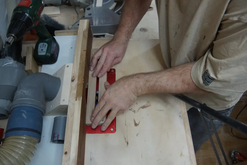 milling the mast rail